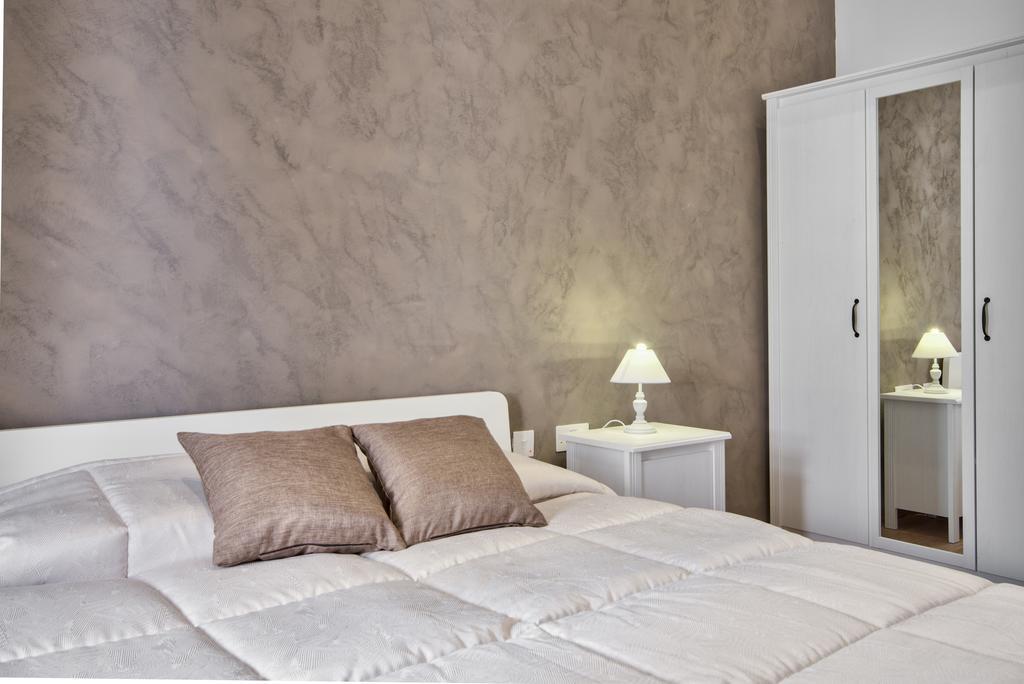 Valletta Luxe 3-Bedroom Duplex Penthouse With Sea View Terrace And Jacuzzi Exterior photo